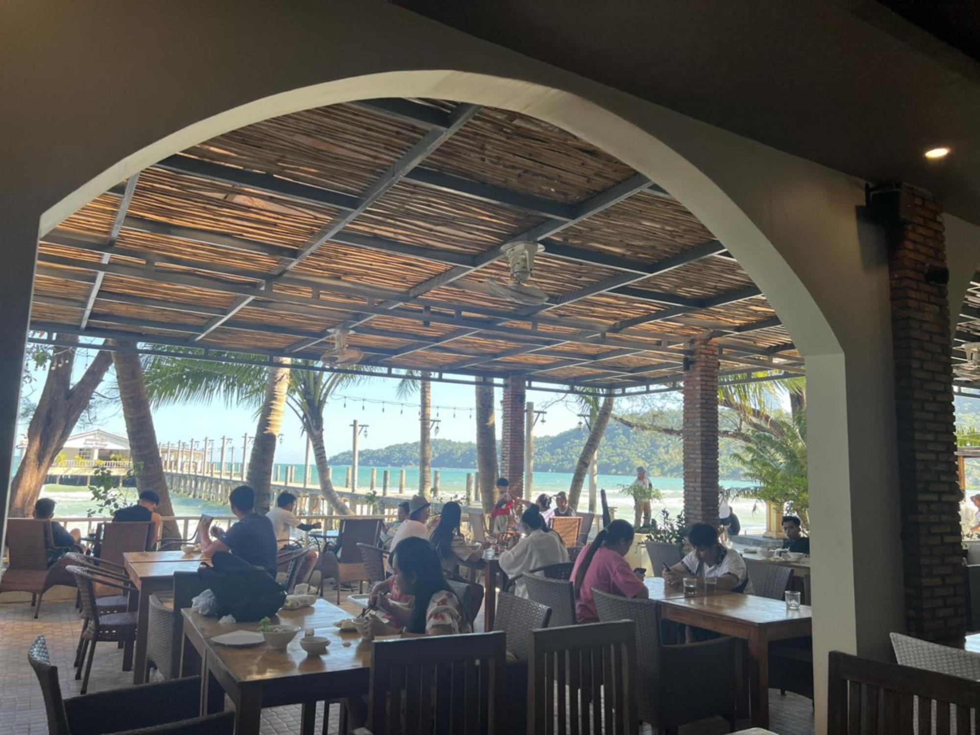 Soon Noeng Resort Koh Rong Sanloem Exterior foto